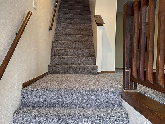 3rd image of 1414 Martway Cir APT A