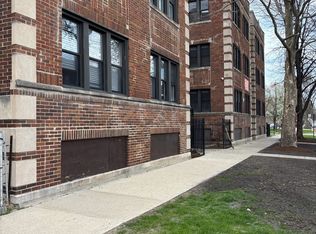 70 E 68th St APT 2, Chicago, IL 60637