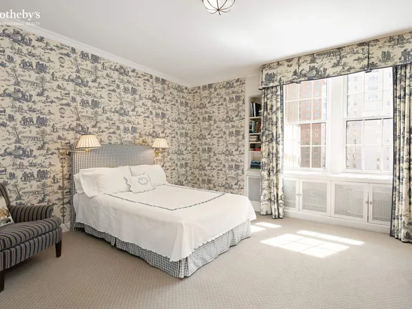 131 East 69th Street image 12 of 15