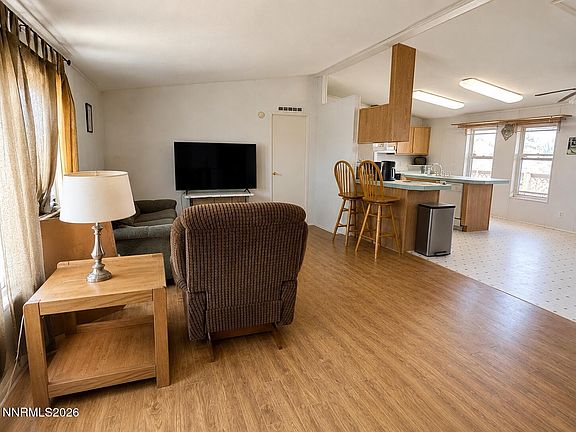 4th image of 3215 W Thomas Canyon Rd