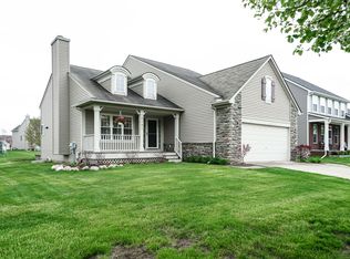 8391 Parkridge Dr, Dexter, MI 48130