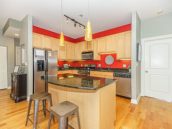 2nd image of 2402 W McLean Ave APT 201