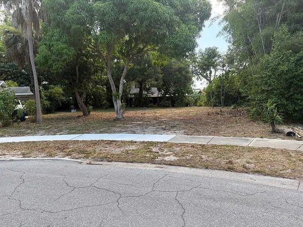 1158 Beckett St, Clearwater, FL 33755