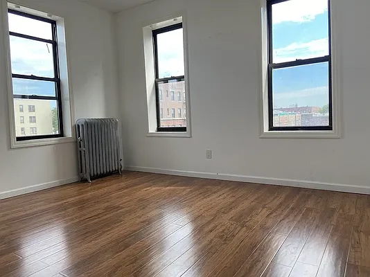 Rented by Keller Williams NYC | media 20