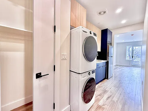 940 New York Ave #3B Photo 1