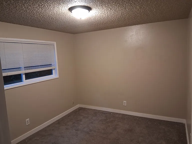 105 Florence Ave #2 — Photo 6