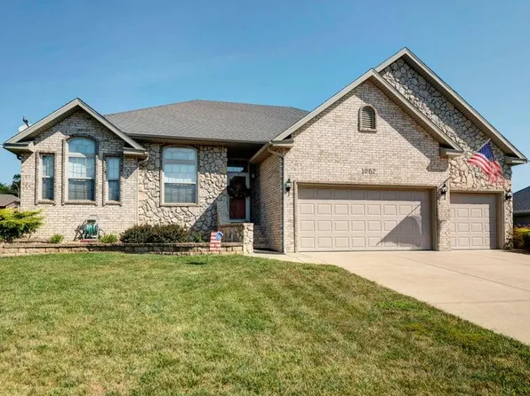 1067 E Daisy Falls Drive, Nixa, MO 65714