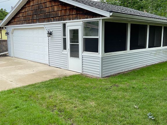 2nd image of 1628 N 28th St