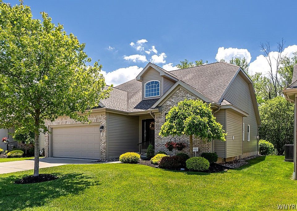 1st image of 13 Logan Ln