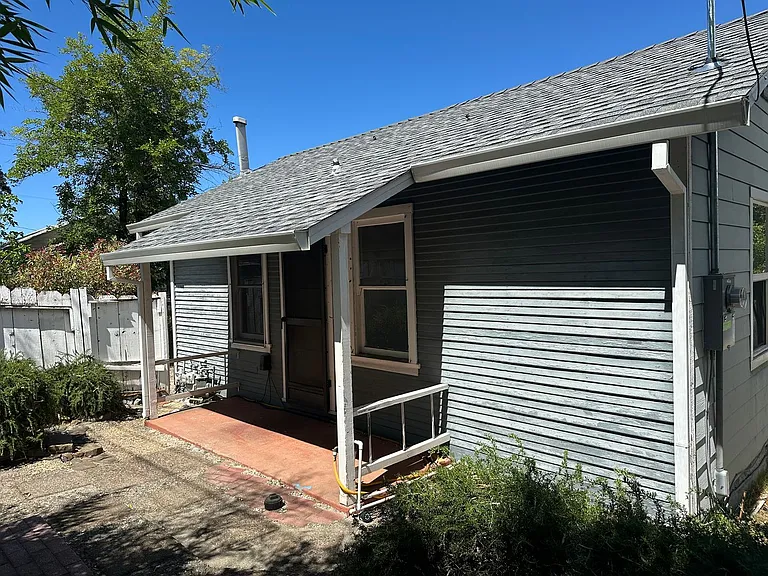 Terrace2121 — Photo 21