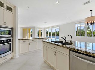 3071 Waterside Cir, Boynton Beach, FL 33435