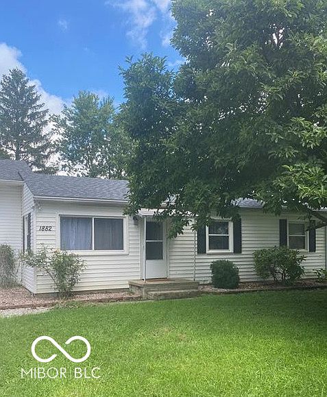 2nd image of 1882 Knox Dr