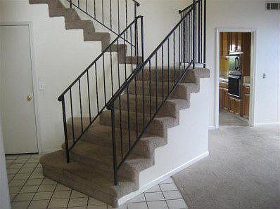 5th image of 711 Jonquil Dr