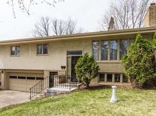 3020 Harding St NE, Saint Anthony, MN 55418