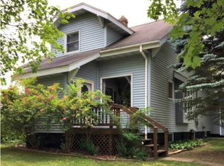 801 E C St, Iron Mountain, MI 49801