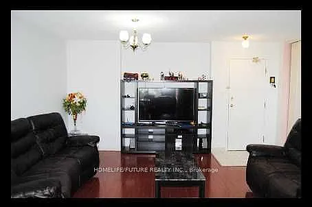 80 Alton Towers Cir #702 — Photo 5