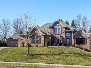 2520 Minton Dr, Coraopolis, PA 15108