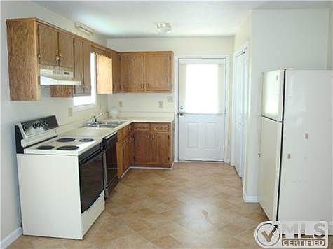 2nd image of 1344 Coble Dr