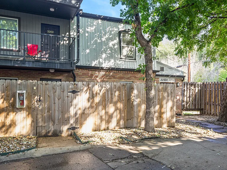 2020 S Congress Ave #A2102 — Photo 22