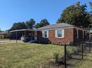 101 E Lockheed Dr, Midwest City, OK 73110