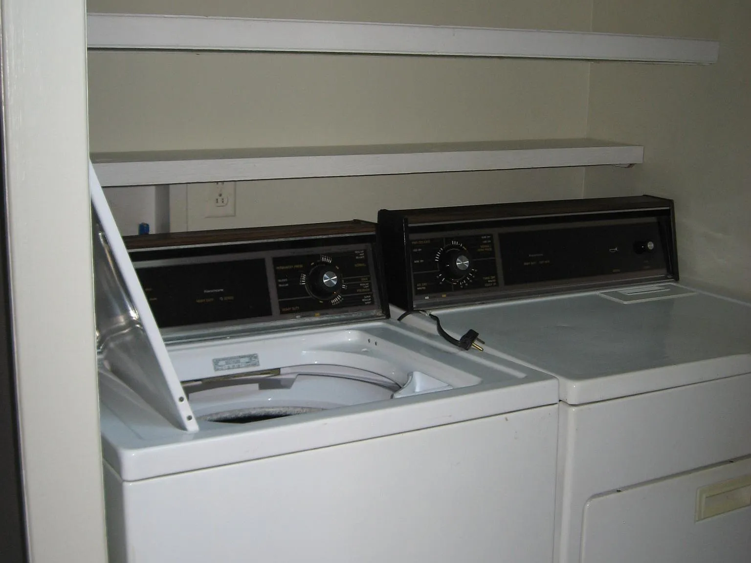 2 bed, 825 sqft, $1,275 — Photo 4