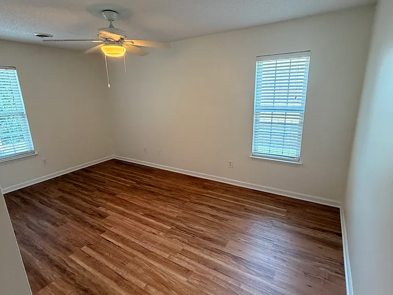 2311 Sapling Cir — Photo 15