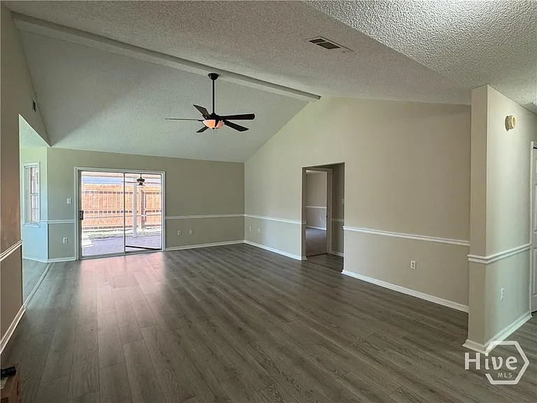 43 Teal Lake Dr — Photo 2