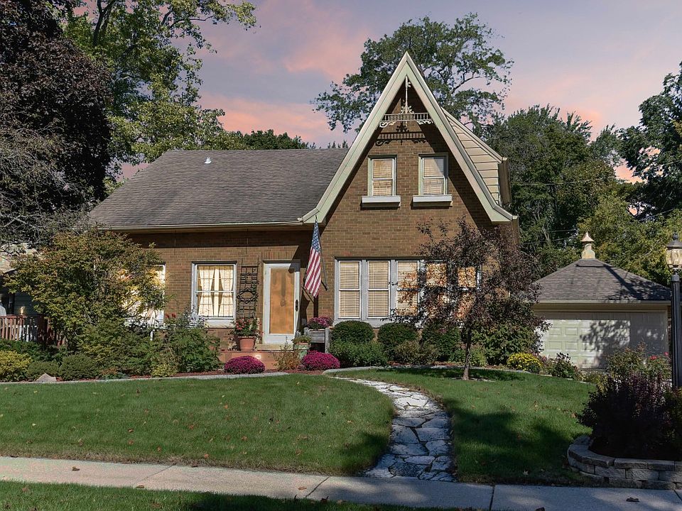 1st image of 514 Brookdale Ct