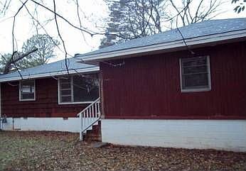 2nd image of 1184 Fayetteville Rd