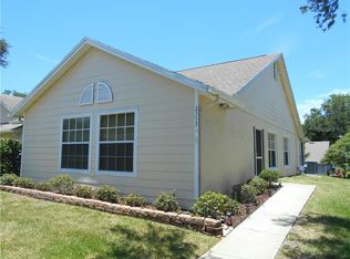 2353 Bentley Dr, Palm Harbor, FL 34684