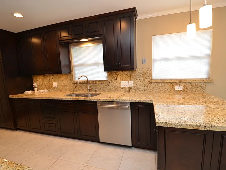 4009 Nenana Dr — Photo 15