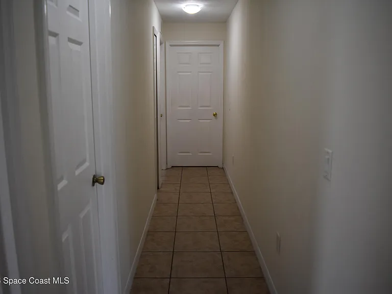 334 Bordeaux Ave NE — Photo 32