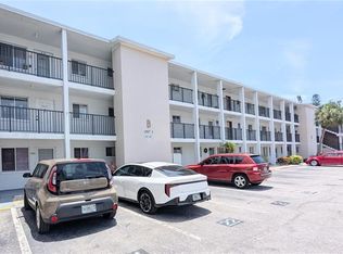 5857 Palm Ln #B22, Bradenton, FL 34207