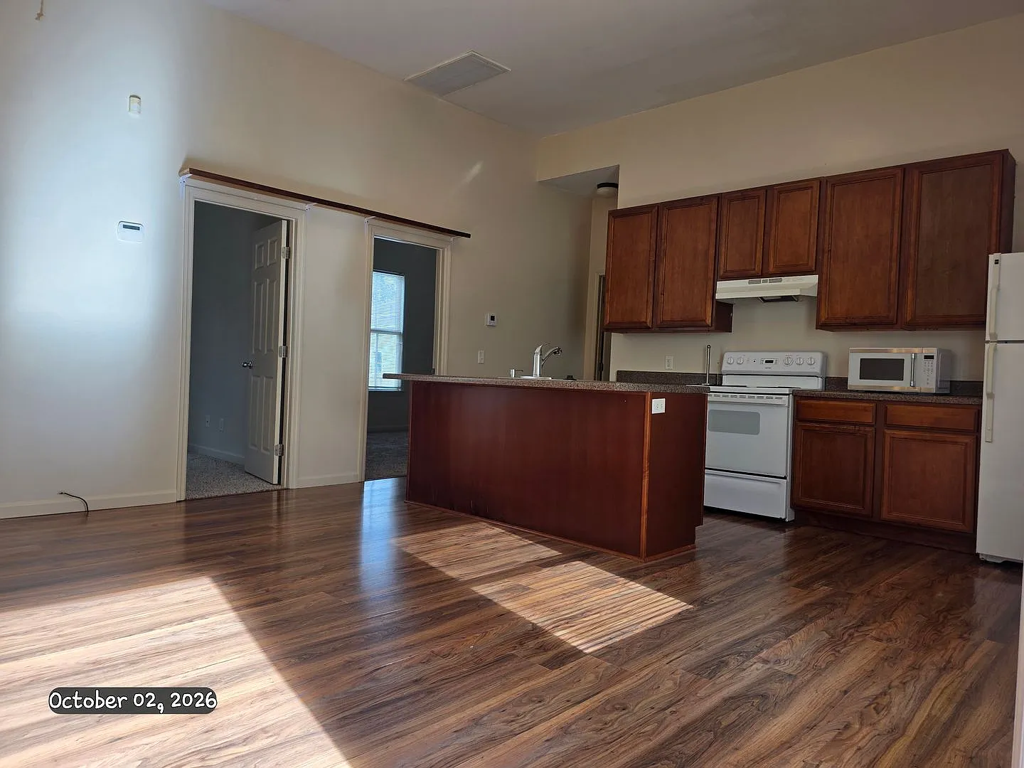 1102 E. 33rd St — Photo 2
