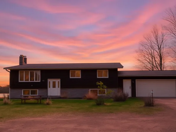 8305 Half Moon Dr, Iron River, WI 54847