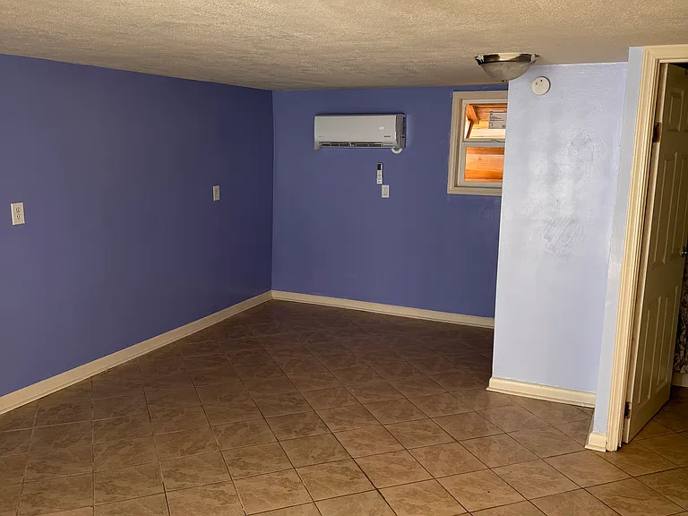 1040 Day Ave — Photo 5