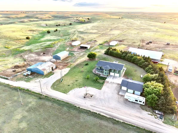 1465 200th Ave, Hays, KS 67601