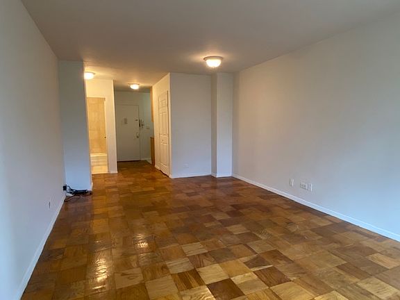 5th image of 300 W 55th St APT 8k