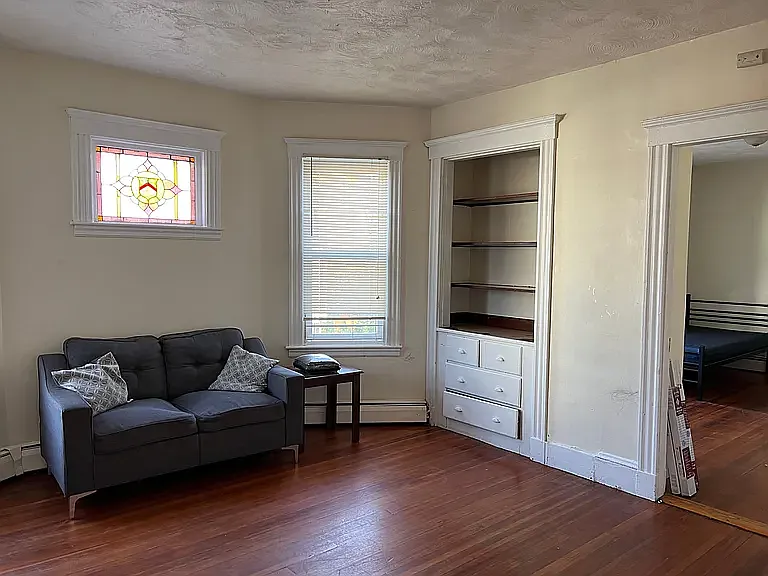 34 Cameron St #2 — Photo 6