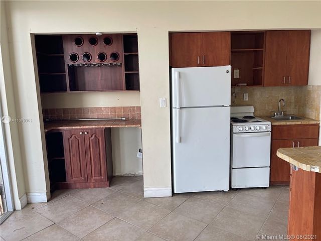 1st image of 11111 Biscayne Blvd #107