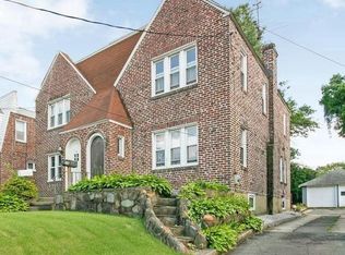 10 Hendrickson Ave, Bellmawr, NJ 08031