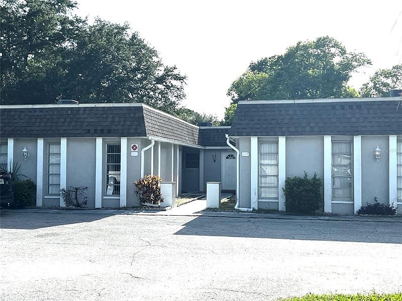 1st image of 1820 East Dr #1820