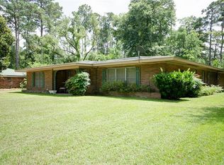 1003 N Pine St, Woodville, TX 75979