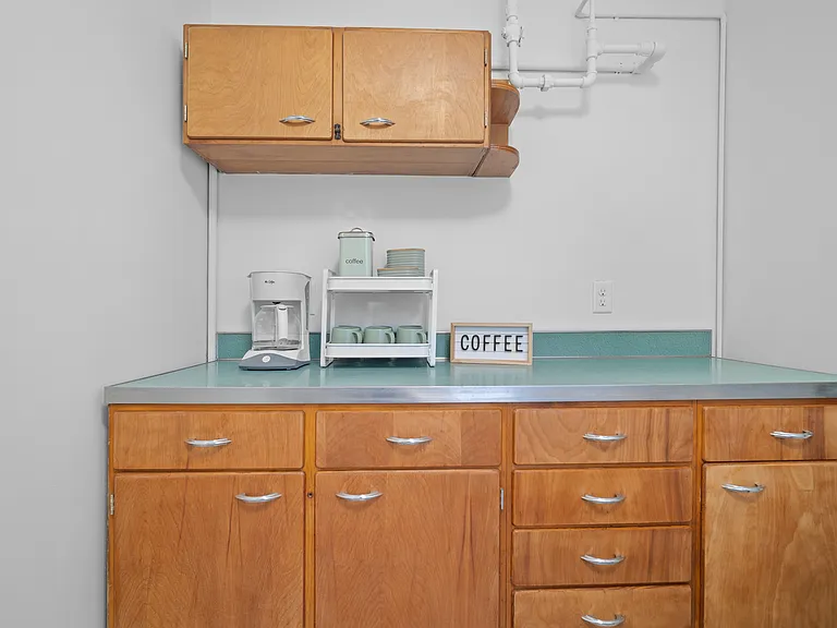 1105 Julienne Dr — Photo 13