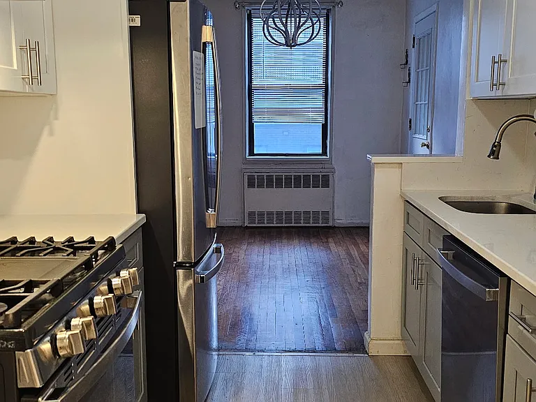 138-15 Franklin Ave #3 — Photo 7
