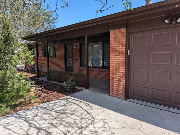 962 S Holly Street, Denver, CO 80246