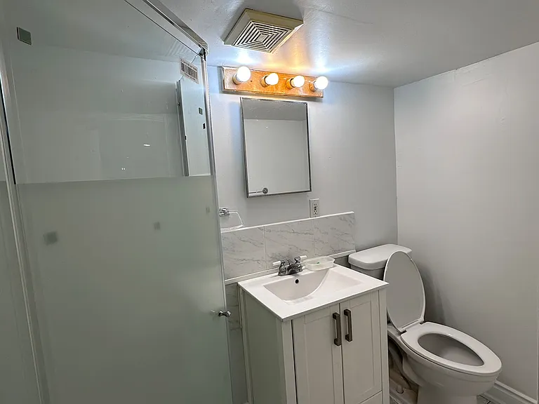 50 Marbury Cres #LOWER — Photo 20