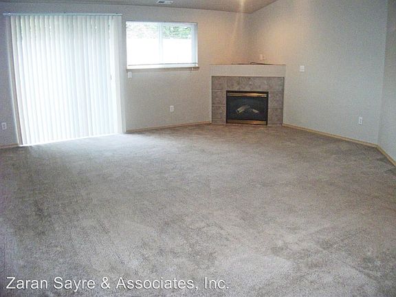 4th image of 12114 117th Avenue Ct E