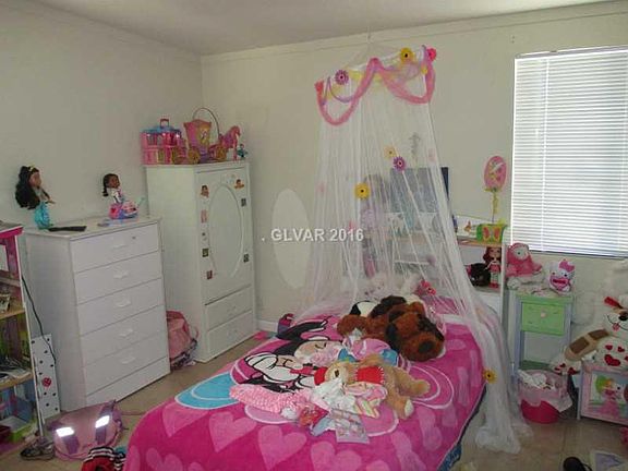4th image of 2960 La Canada St