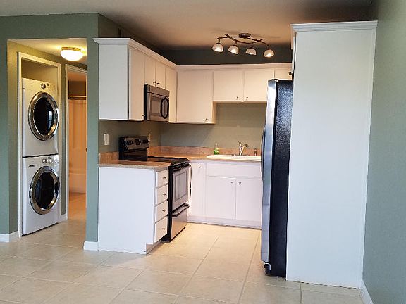 2nd image of 1290 9th St #101